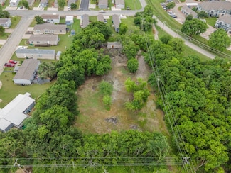 393 Knollwood Rd, Sherman, TX 75092