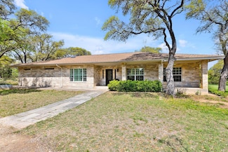 297 Carpers Trail, Fischer, TX 78623