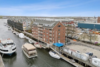 709 Chandlers Wharf Unit 709, Portland, ME 04101