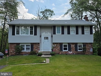 1080 W Malaga Rd, Williamstown, NJ 08094