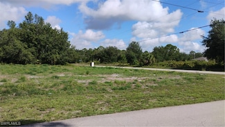 536 Parker Ave S, Lehigh Acres, FL 33974