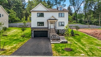 114 Whispering Hills Rd, South Plainfield, NJ 07080