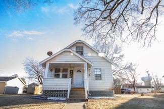 2609 8th St, Columbus, NE 68601