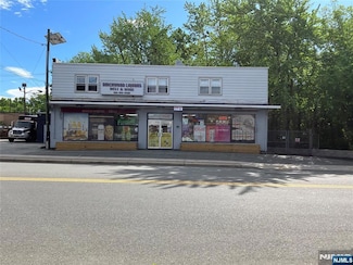 545 Mola Blvd, Elmwood Park, NJ 07407