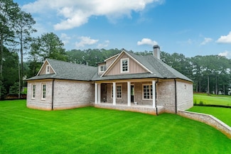 2390 Club Dr, Greensboro, GA 30642