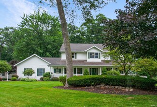 53230 Sugar Maple Ct, Bristol, IN 46507