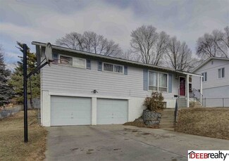 9610 Meredith Ave, Omaha, NE 68134