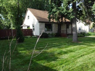 2009 Vahlen St, Madison, WI 53704
