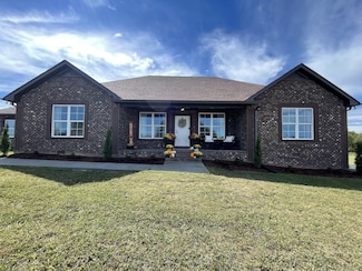 25 James Way, Lafayette, TN 37083