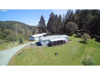 2127 Spring Brook Rd, Myrtle Creek, OR 97457