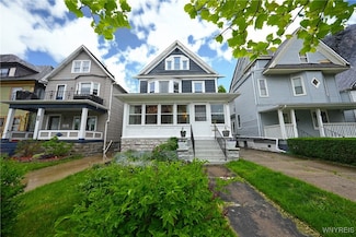 141 Baynes St, Buffalo, NY 14213