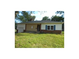 11511 E 40th St S, Independence, MO 64052
