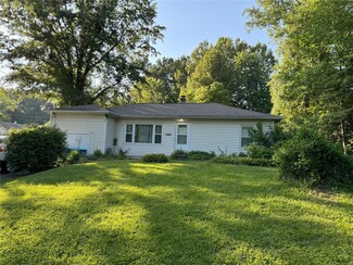 3206 Myrle St, Alton, IL 62002