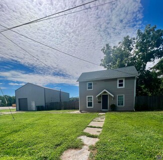 223 E Seward Ave, Burlingame, KS 66413