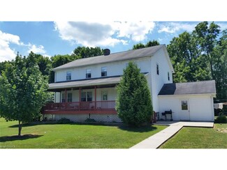 9288 Laird Rd, Middlefield, OH 44062