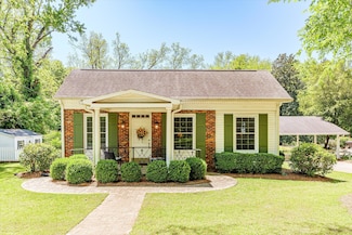 104 Sims St, Washington, GA 30673