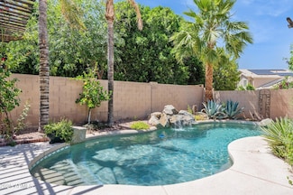 758 S Lagoon Dr, Gilbert, AZ 85233
