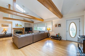 11 Maple St, Tenafly, NJ 07670