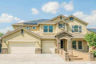3245 Swift Ave, Clovis, CA 93619