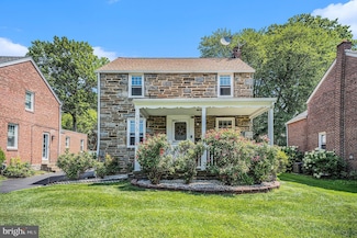 2209 E County Line Rd, Ardmore, PA 19003