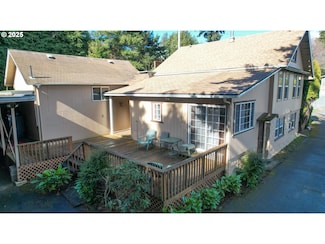 363 Exchange St, North Bend, OR 97459
