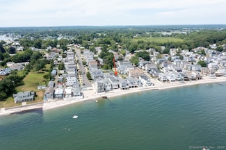48 1/2 Lawrence Ave, Milford, CT 06460
