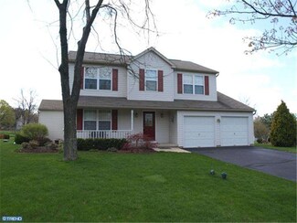 111 Parkside Dr, Dublin, PA 18917