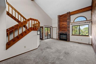 225 Hemingway Ln Unit F, Weldon Spring, MO 63304