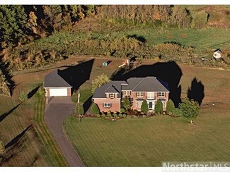 6285 Warren Way, Maple Plain, MN 55359