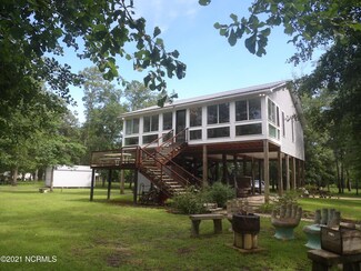 1291 River Bend Dr, Burgaw, NC 28425