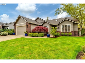 783 Old Orchard Ln, Springfield, OR 97477