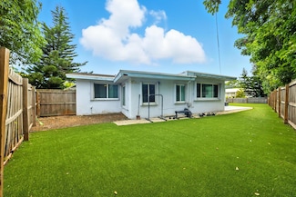 2898 SE 1st Place, Boynton Beach, FL 33435