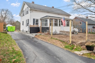 84 Brunswick Ave, Plainfield, CT 06354