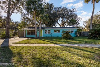 2460 Montreal St, Atlantic Beach, FL 32233