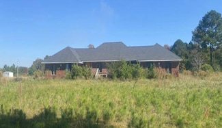 5288 Nc Highway 710, Pembroke, NC 28372