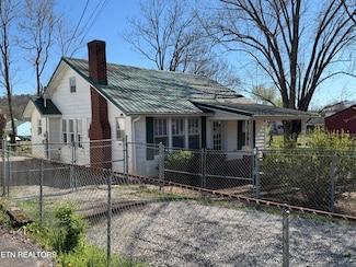 931 Mulberry St, Loudon, TN 37774