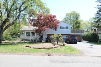 33 Briarcliff Dr, Monsey, NY 10952