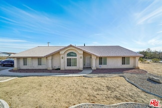 16185 Viho Rd, Apple Valley, CA 92307