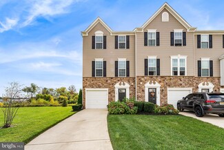 118 Benford Ln, Edgewater Park, NJ 08010