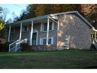 220 Blair Ave NE, Wise, VA 24293