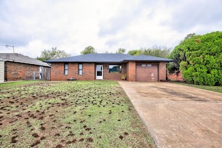 252 Christy Dr, Lahoma, OK 73754