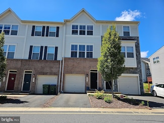 402 Woodstream Cir, Stafford, VA 22556
