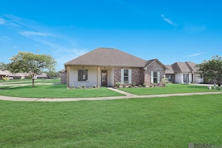 10109 Autumn Ct, Denham Springs, LA 70726