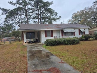 1011 N Washington St, Sylvester, GA 31791