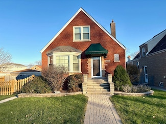 10223 S Spaulding Ave, Evergreen Park, IL 60805