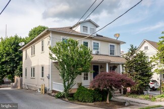 51 Plank Ave, Paoli, PA 19301