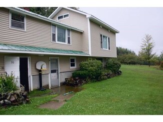 90 Smutty Hollow Rd, Monroe, NH 03771