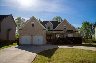 7038 Windrift Ct, Clemmons, NC 27012