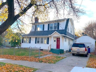 917 Henry Ave SE, Grand Rapids, MI 49507