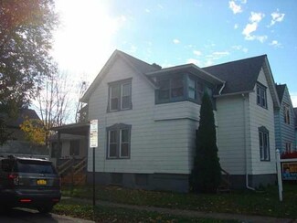 94 Oakland St, Rochester, NY 14620